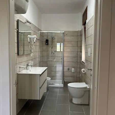 Апартаменты Siris - *